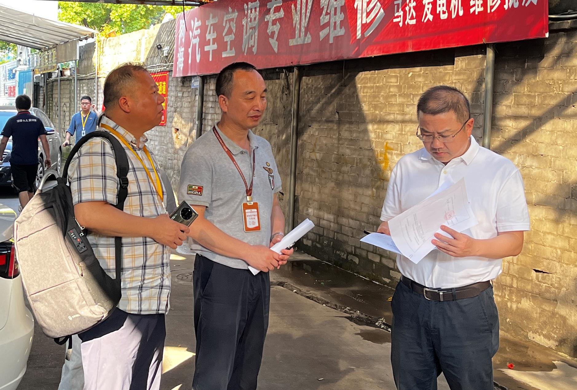 集團(tuán)黨委委員、紀(jì)委書記陳小偉帶隊檢查 面粉公司安全生產(chǎn)工作